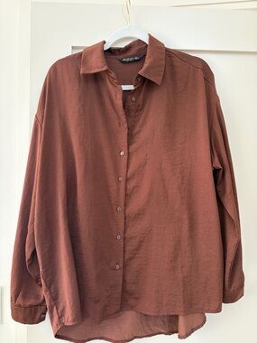 Stradivarius women’s Rust Brown Button-Down Casual Shirt